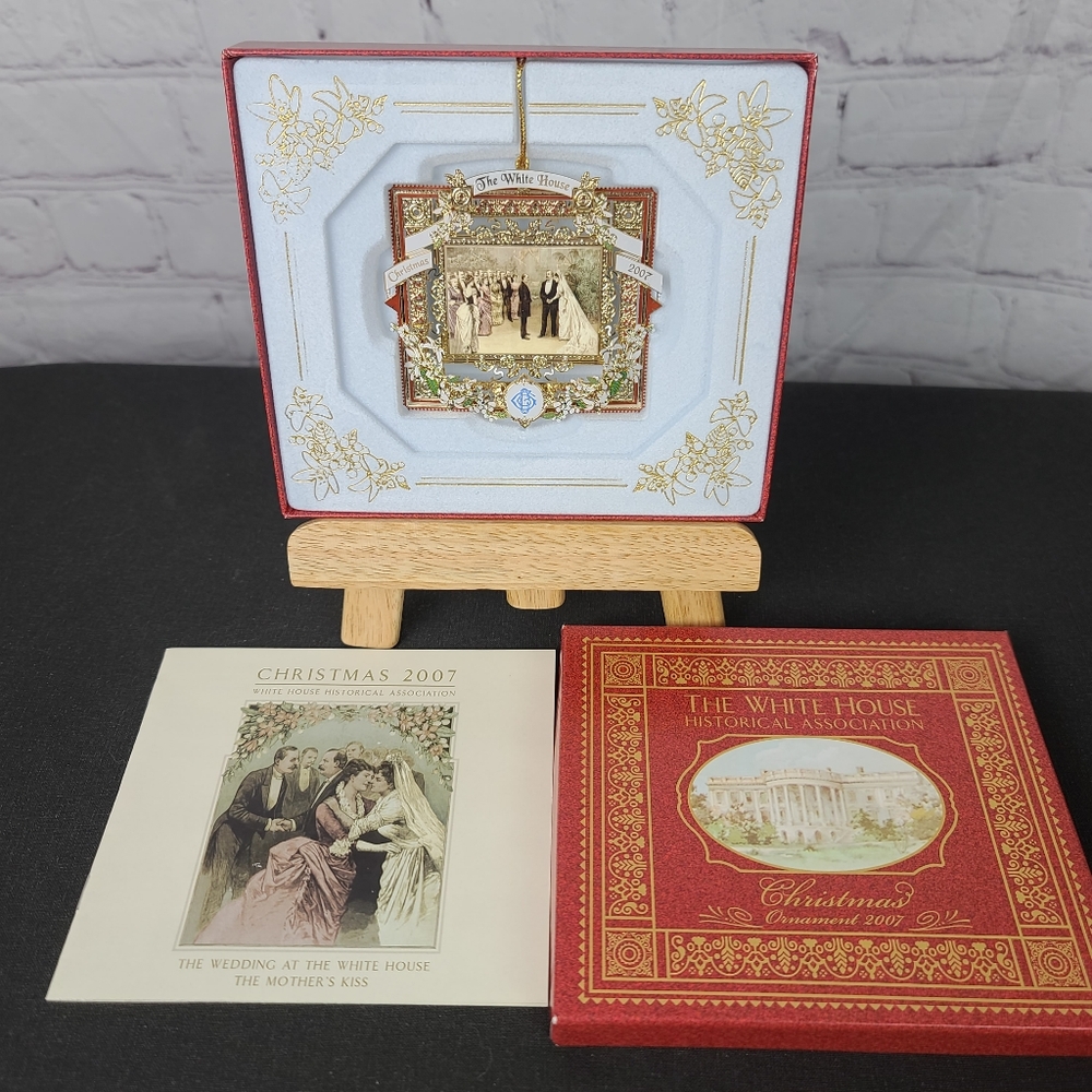 The White House Historical Association Christmas Ornament  2007